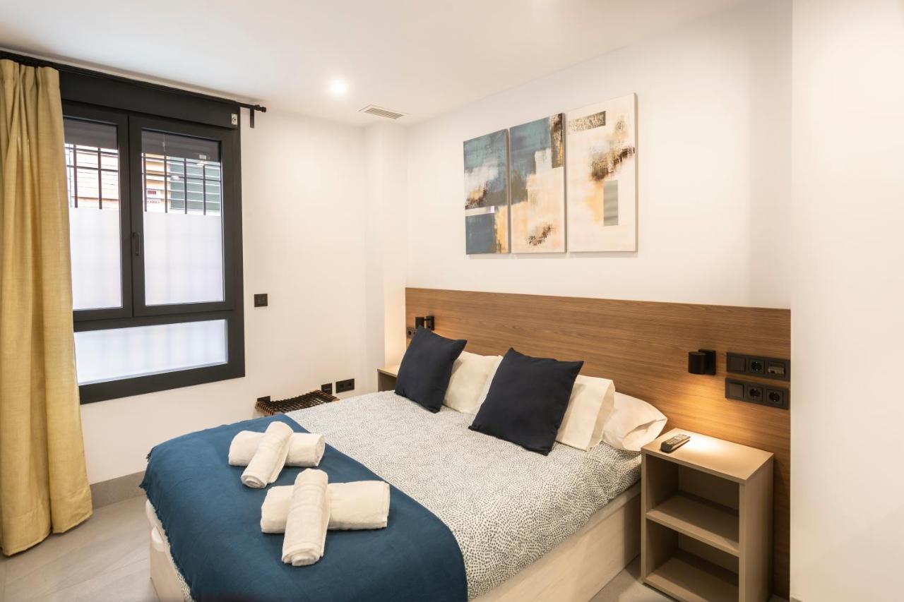 Apartamentos Bajeles Sevilla Urban Kültér fotó