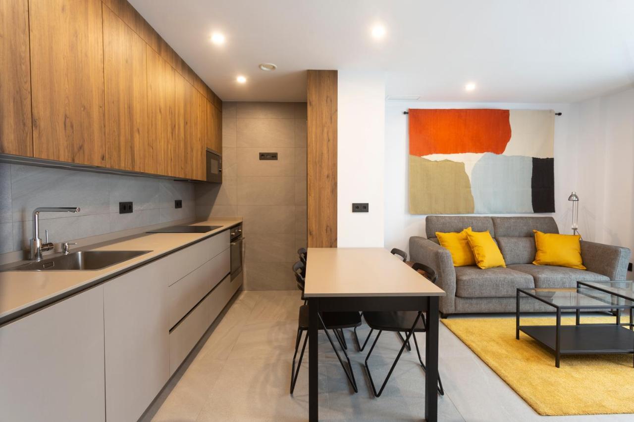 Apartamentos Bajeles Sevilla Urban Kültér fotó
