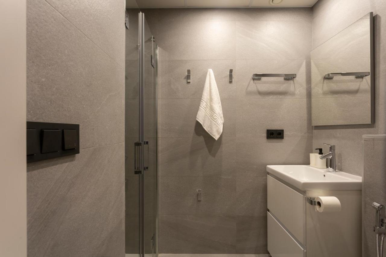 Apartamentos Bajeles Sevilla Urban Kültér fotó