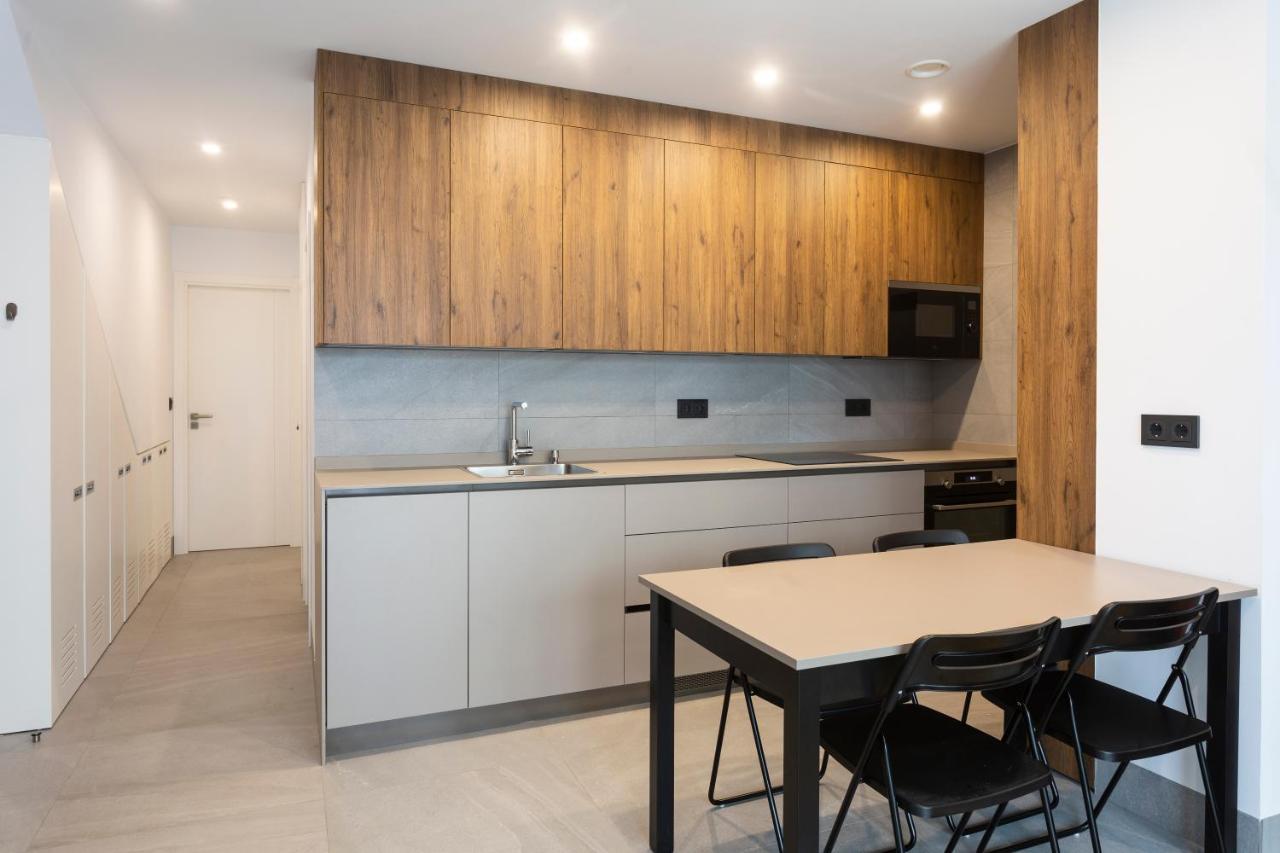 Apartamentos Bajeles Sevilla Urban Kültér fotó