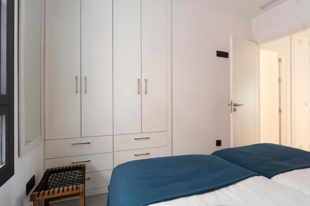 Apartamentos Bajeles Sevilla Urban Kültér fotó